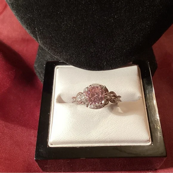 Pink Stone Silver Ring - Picture 6 of 13